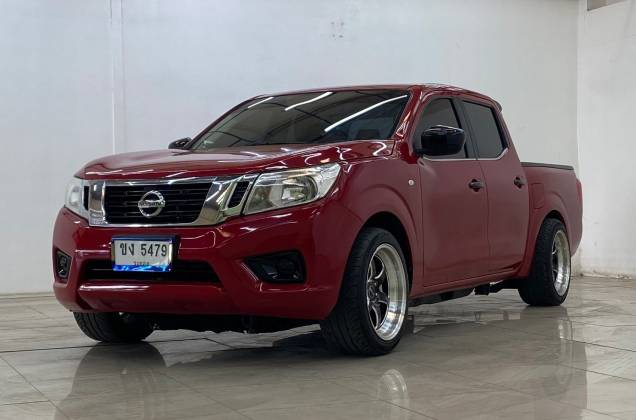 NP300 Navara Double Cab 2.5 S MT*