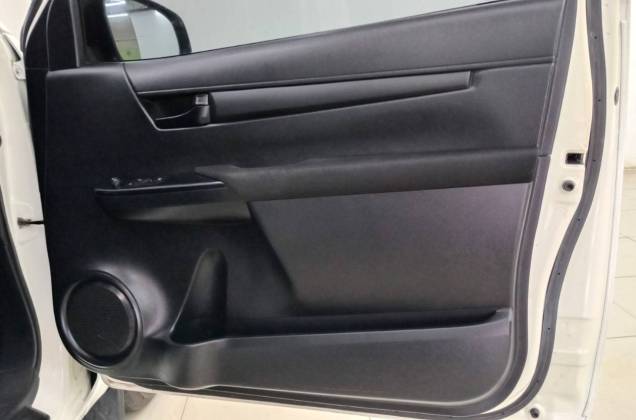 Hilux Revo 2.4 J Plus SWB Single Cab (MY18) MT* - ภาพย่อที่ 4