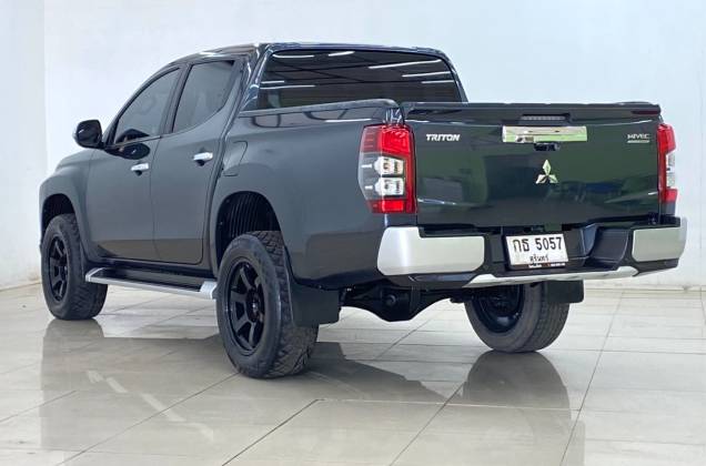 Triton All New Double Cab 2.4 GT Premium Plus (MY19) MT* - ภาพย่อที่ 6