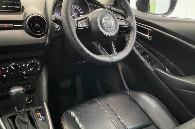 2 1.3 Skyactiv Sports High  (MY17) AT* - ภาพย่อที่ 19