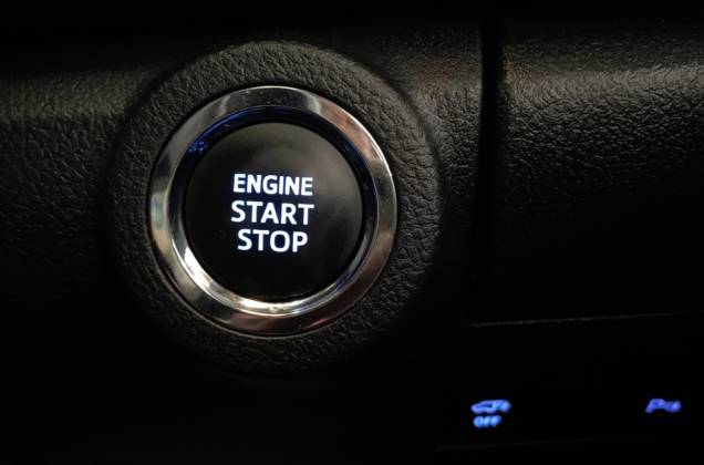 Fortuner 2.4 Legender Black Top (MY20) AT* - ภาพย่อที่ 41