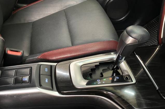 Fortuner 2.4 Legender Black Top (MY20) AT* - ภาพย่อที่ 42