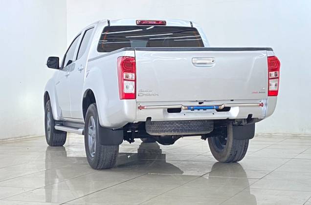 D-Max All New Cab-4 Hi-Lander 2.5 VGS Z DVD (Super Daylight) MT* - ภาพย่อที่ 6