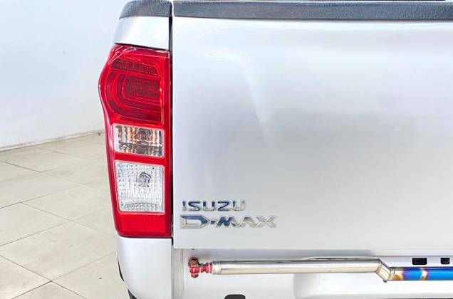 D-Max All New Cab-4 Hi-Lander 2.5 VGS Z DVD (Super Daylight) MT* - ภาพย่อที่ 15