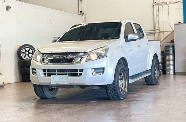 D-Max All New Cab-4 Hi-Lander 3.0 VGS Z- Prestige Navi (Super Daylight) MT*