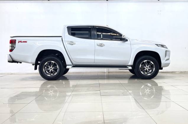 Triton All New Double Cab 2.4 GLS Plus (MY19) MT* - ภาพย่อที่ 5