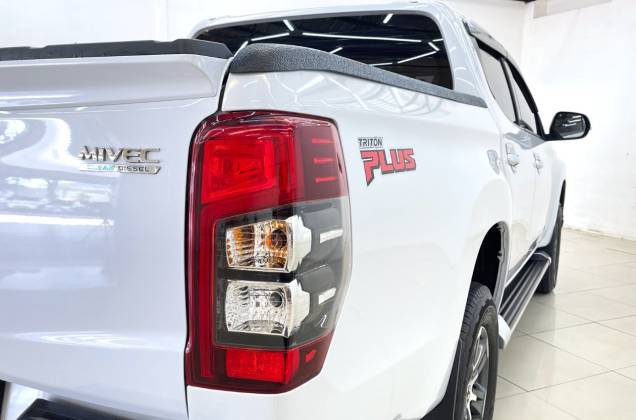 Triton All New Double Cab 2.4 GLS Plus (MY19) MT* - ภาพย่อที่ 12