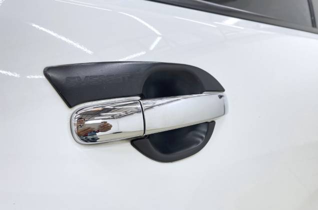 Everest 2.0 Bi-Turbo Titanium+ 4WD (MY18) AT* - ภาพย่อที่ 16