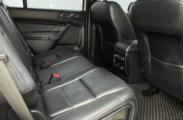 Everest 2.0 Bi-Turbo Titanium+ 4WD (MY18) AT* - ภาพย่อที่ 25