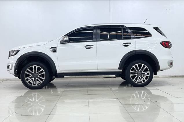 Everest 2.0 Bi-Turbo Titanium+ 4WD (MY18) AT* - ภาพย่อที่ 33