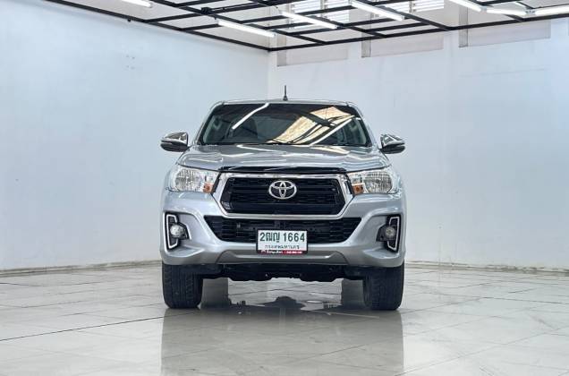 Hilux Revo Smart Cab 2.4 E  Prerunner (MY18) AT* - ภาพย่อที่ 2