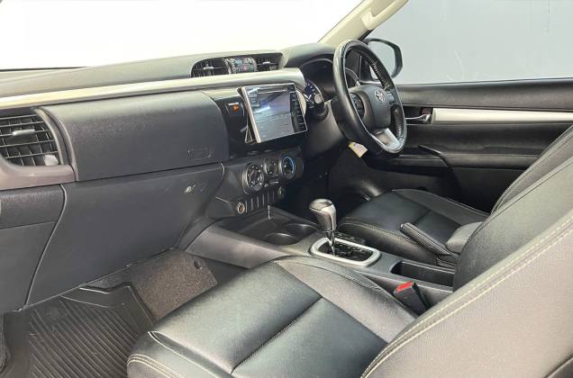 Hilux Revo Smart Cab 2.4 E  Prerunner (MY18) AT* - ภาพย่อที่ 28