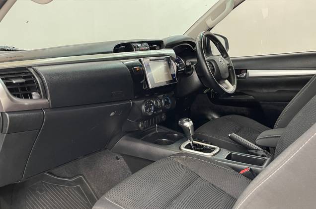 Hilux Revo Smart Cab 2.4 E Plus Prerunner (MY18) AT* - ภาพย่อที่ 31