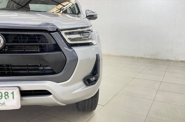 Hilux Revo Smart Cab 2.4 Mid Prerunner (MY20) MT* - ภาพย่อที่ 9