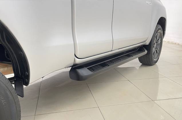 Hilux Revo Smart Cab 2.4 Mid Prerunner (MY20) MT* - ภาพย่อที่ 16