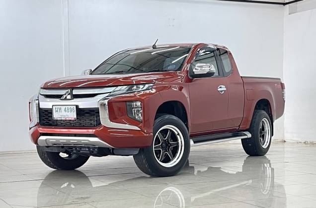 Triton All New Mega Cab 2.4 GLS Plus (MY19) MT*