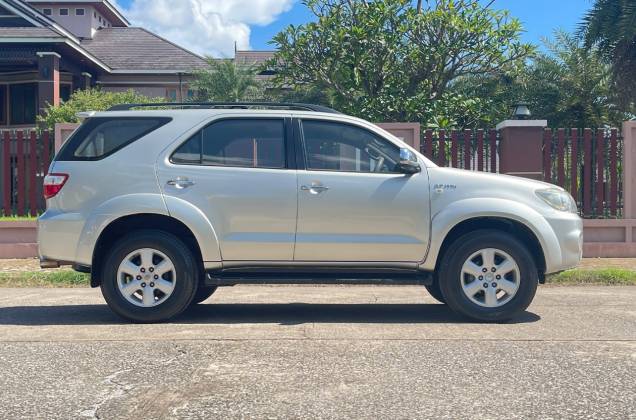 Fortuner 2.7 V 2WD (MNC) (LPG) AT* - ภาพย่อที่ 7