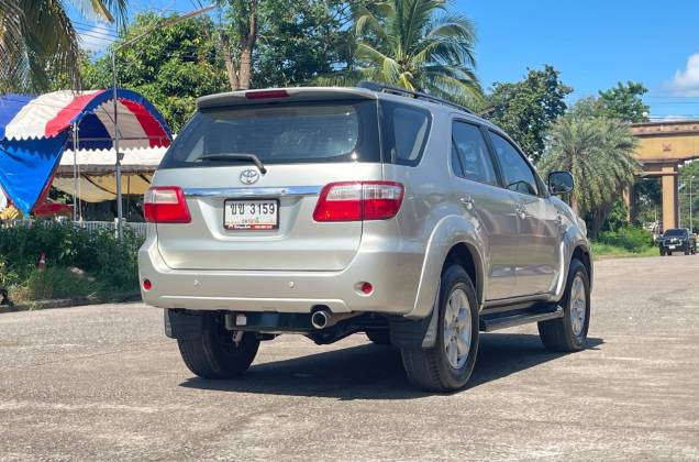 Fortuner 2.7 V 2WD (MNC) (LPG) AT* - ภาพย่อที่ 9
