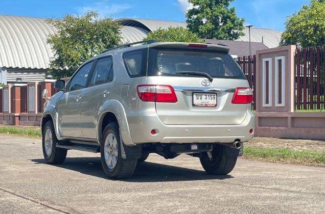 Fortuner 2.7 V 2WD (MNC) (LPG) AT* - ภาพย่อที่ 11