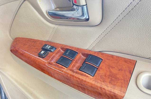 Fortuner 2.7 V 2WD (MNC) (LPG) AT* - ภาพย่อที่ 13