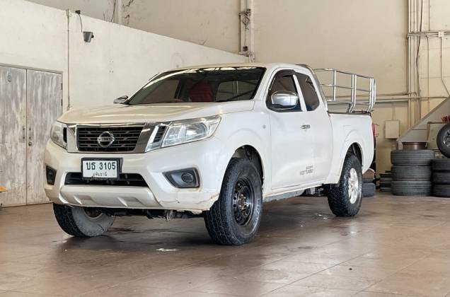 NP300 Navara King Cab 2.5 E MT*
