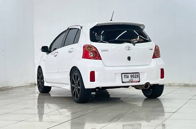 Yaris 1.5 RS AT* - ภาพย่อที่ 8