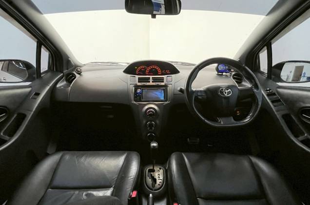 Yaris 1.5 RS AT* - ภาพย่อที่ 14