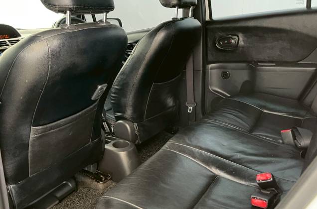 Yaris 1.5 RS AT* - ภาพย่อที่ 15