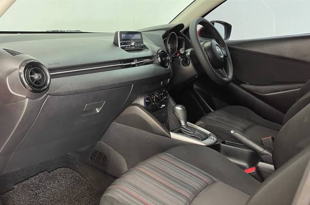 2 1.3 Skyactiv High AT* - ภาพย่อที่ 19