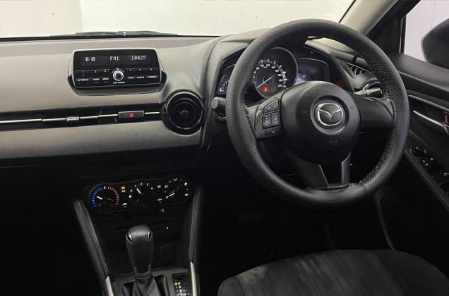 2 1.3 Skyactiv High AT* - ภาพย่อที่ 23