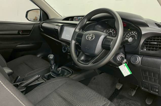 Hilux Revo Smart Cab 2.4 Entry Std Z Edition (MY20) MT* - ภาพย่อที่ 13