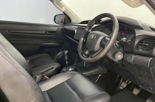 Hilux Revo 2.8 J 4WD Single Cab (MY18) MT* - ภาพย่อที่ 10