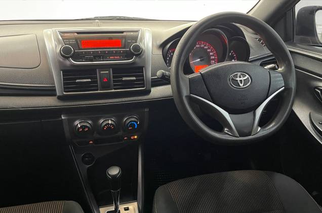 Yaris 1.2 E AT* - ภาพย่อที่ 33