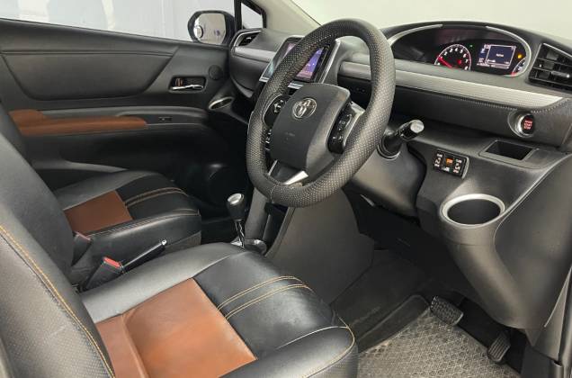 Sienta 1.5 V AT* - ภาพย่อที่ 27