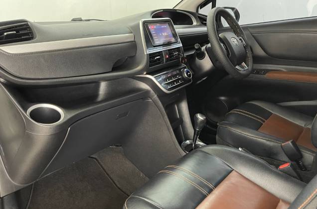 Sienta 1.5 V AT* - ภาพย่อที่ 28