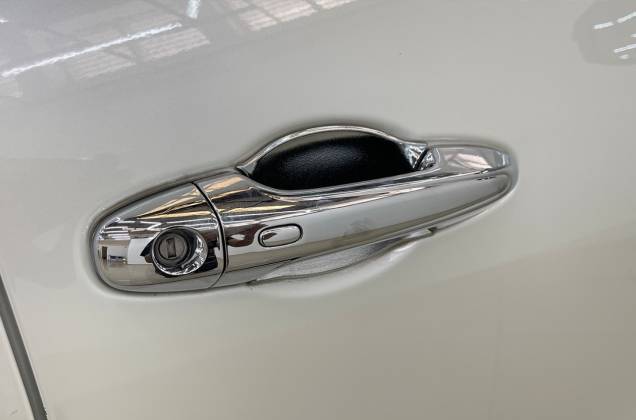 Fortuner 2.4 Legender Black Top 4WD (MY20) AT* - ภาพย่อที่ 16