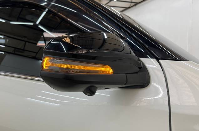 Fortuner 2.4 Legender Black Top 4WD (MY20) AT* - ภาพย่อที่ 18