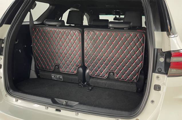 Fortuner 2.4 Legender Black Top 4WD (MY20) AT* - ภาพย่อที่ 33