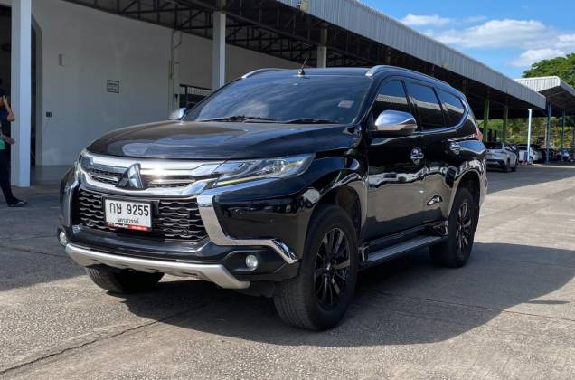 Pajero Sport 2.4 GT Premium 4WD (MY15) AT