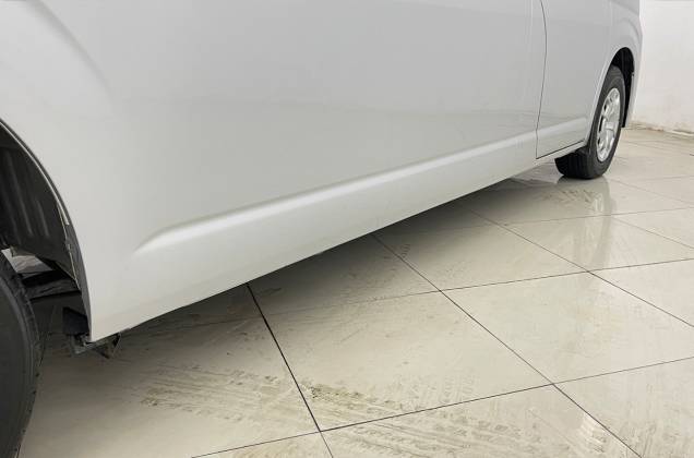 Commuter 2.8 Diesel (MY19) - ภาพย่อที่ 14