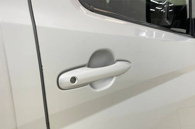 Commuter 2.8 Diesel (MY19) - ภาพย่อที่ 15