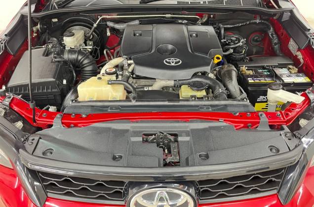 Fortuner 2.4 Legender Black Top (MY20) AT* - ภาพย่อที่ 36