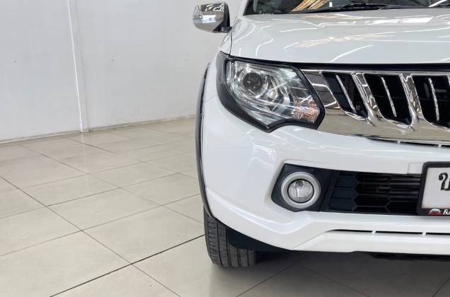 Triton All New Double Cab 2.4 GLS Ltd Plus (MNC) MT* - ภาพย่อที่ 9