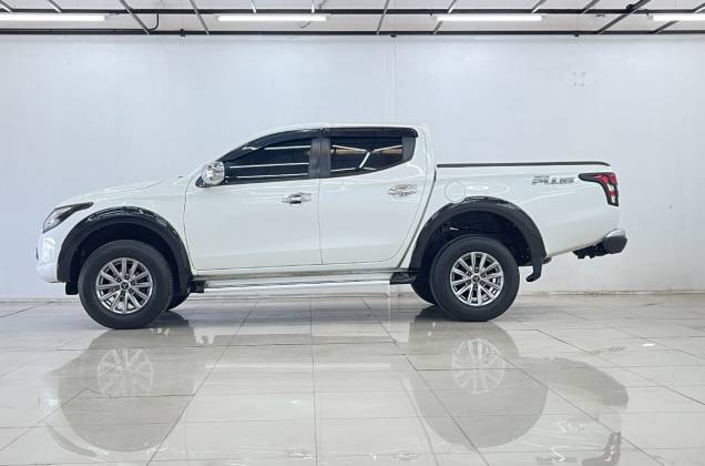 Triton All New Double Cab 2.4 GLS Ltd Plus (MNC) MT* - ภาพย่อที่ 13