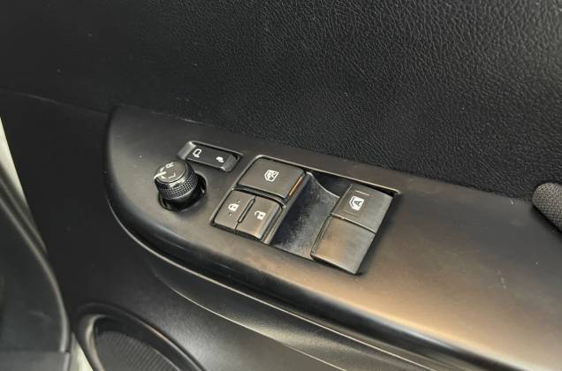 Hilux Revo Smart Cab 2.4 J Plus Prerunner (MY18) MT  - ภาพย่อที่ 23