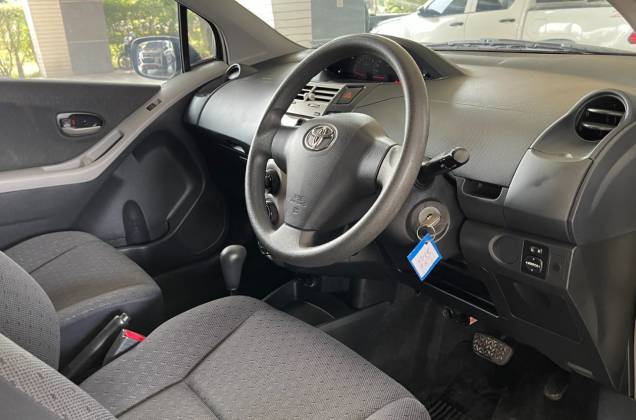 Yaris 1.5 J (MNC) (MY12) AT* - ภาพย่อที่ 22