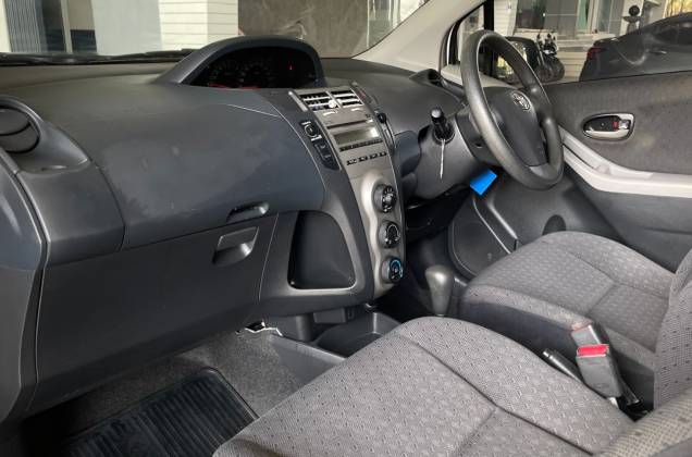 Yaris 1.5 J (MNC) (MY12) AT* - ภาพย่อที่ 24