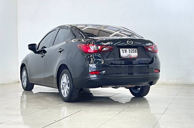 2 1.5 Skyactiv XD High AT* - ภาพย่อที่ 8