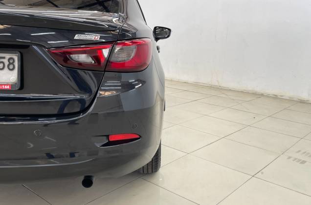 2 1.5 Skyactiv XD High AT* - ภาพย่อที่ 18