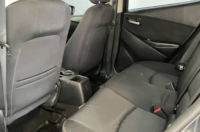 2 1.5 Skyactiv XD High AT* - ภาพย่อที่ 30